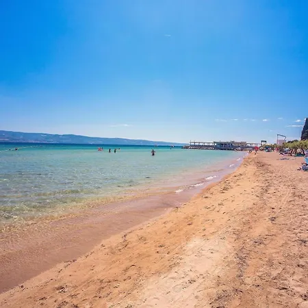 Seaview Calma With Jacuzzi, Media Duće