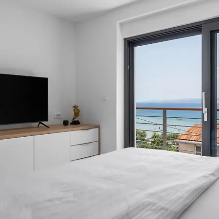 וילה Seaview Calma With Jacuzzi, Media *