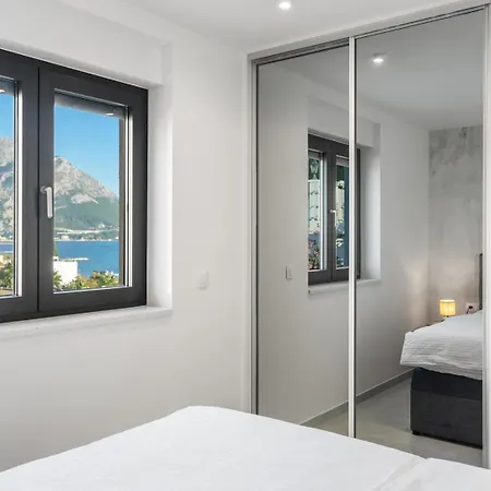 וילה Seaview Calma With Jacuzzi, Media