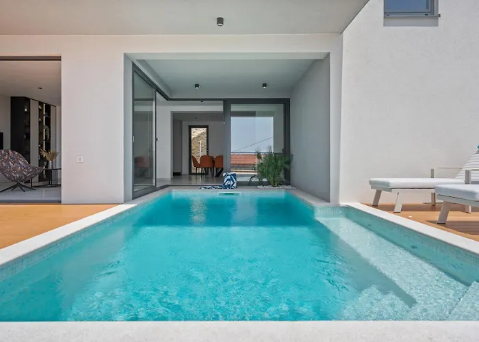 Seaview Calma With Jacuzzi, Media * Duće