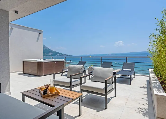 Seaview Calma With Jacuzzi, Media Villa Duće