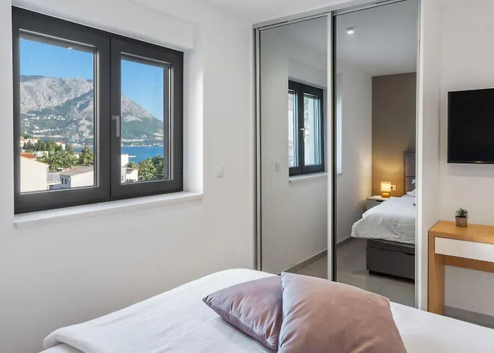 Villa Seaview Calma With Jacuzzi, Media *