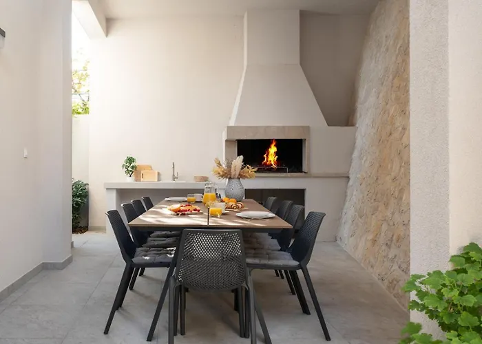 Seaview Calma With Jacuzzi, Media Villa Duće