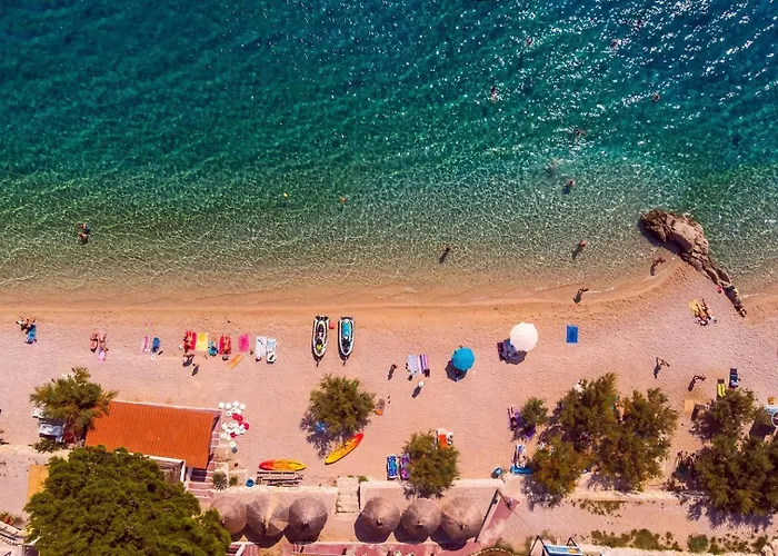 Seaview Calma With Jacuzzi, Media *