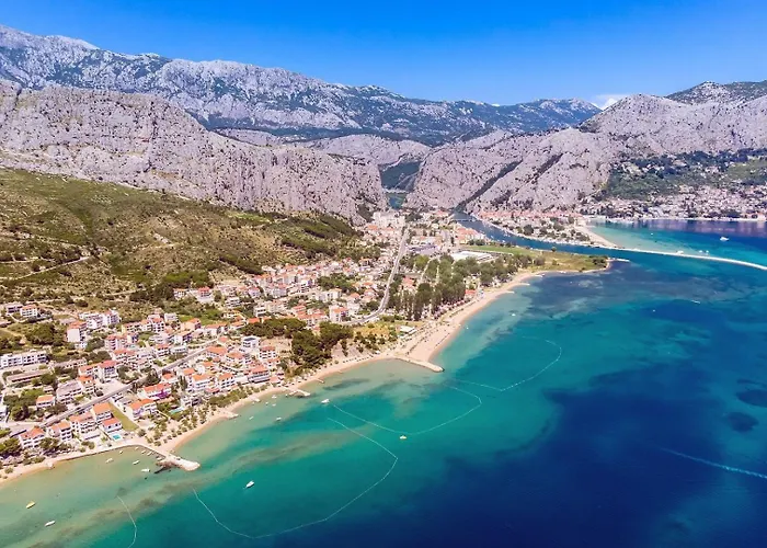 Seaview Calma With Jacuzzi, Media Duće