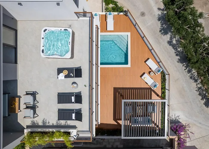 Villa Seaview Calma With Jacuzzi, Media *